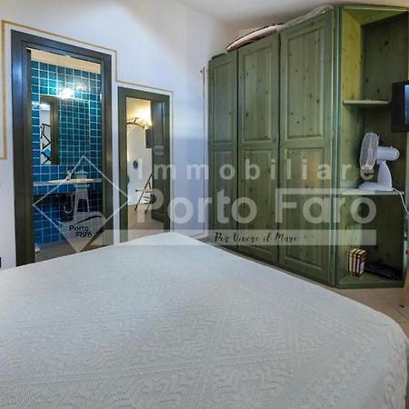 23 Baia Faro - Trilocale Mansardato Con Ampia Terrazza Vista Mare Palau Exteriör bild