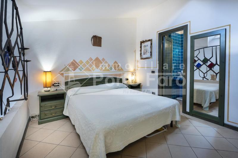 23 Baia Faro - Trilocale Mansardato Con Ampia Terrazza Vista Mare Palau Exteriör bild