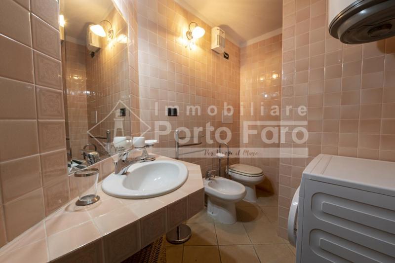 23 Baia Faro - Trilocale Mansardato Con Ampia Terrazza Vista Mare Palau Exteriör bild